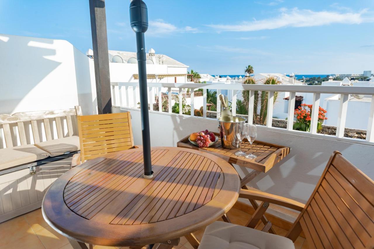 Bliss -Panoramic Views- Apartment Costa Teguise Bagian luar foto